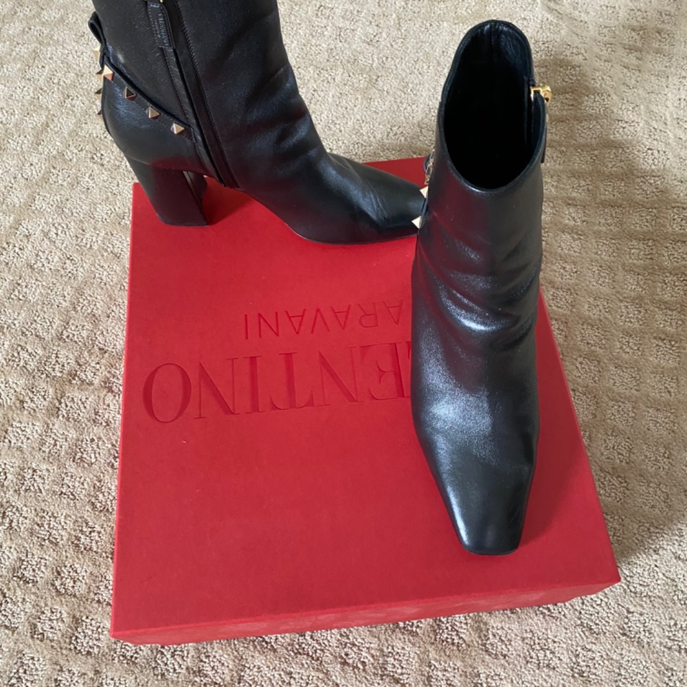 Valentino Garavani Booties - Picture 12 of 12